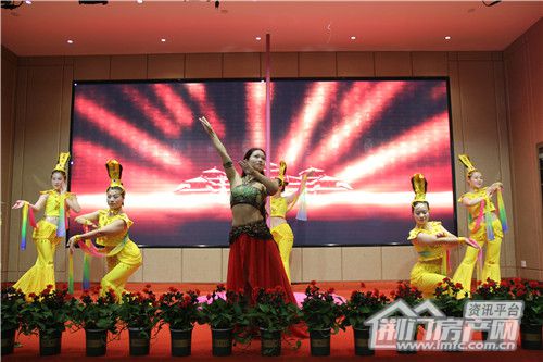 中国铁建·公园3326观景楼王3号楼开盘现场.jpg