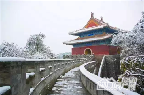 明显陵