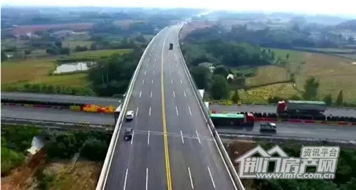 荆门碧桂园,买房送车位.jpg